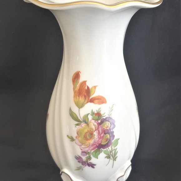 VTG Weimar Thuringian porcelain Germany Hand Painted Vase Footed Dresden Flower - Picture 1 of 9